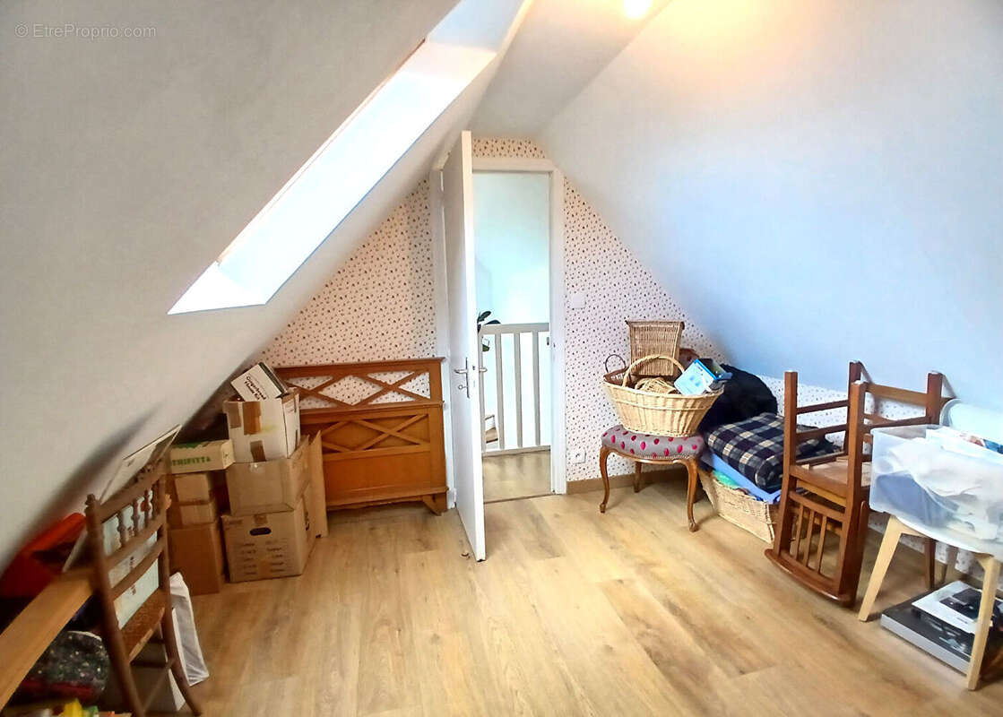 Maison à EPRON