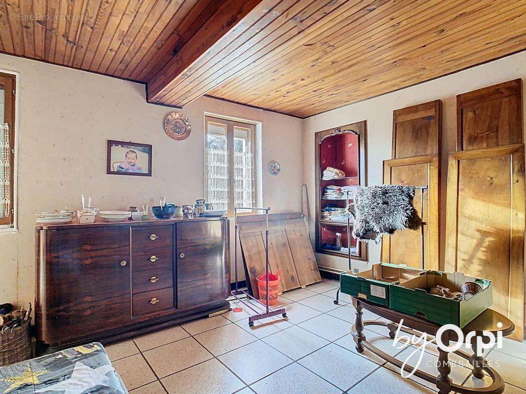 Maison à SAINT-ELOY-LES-MINES