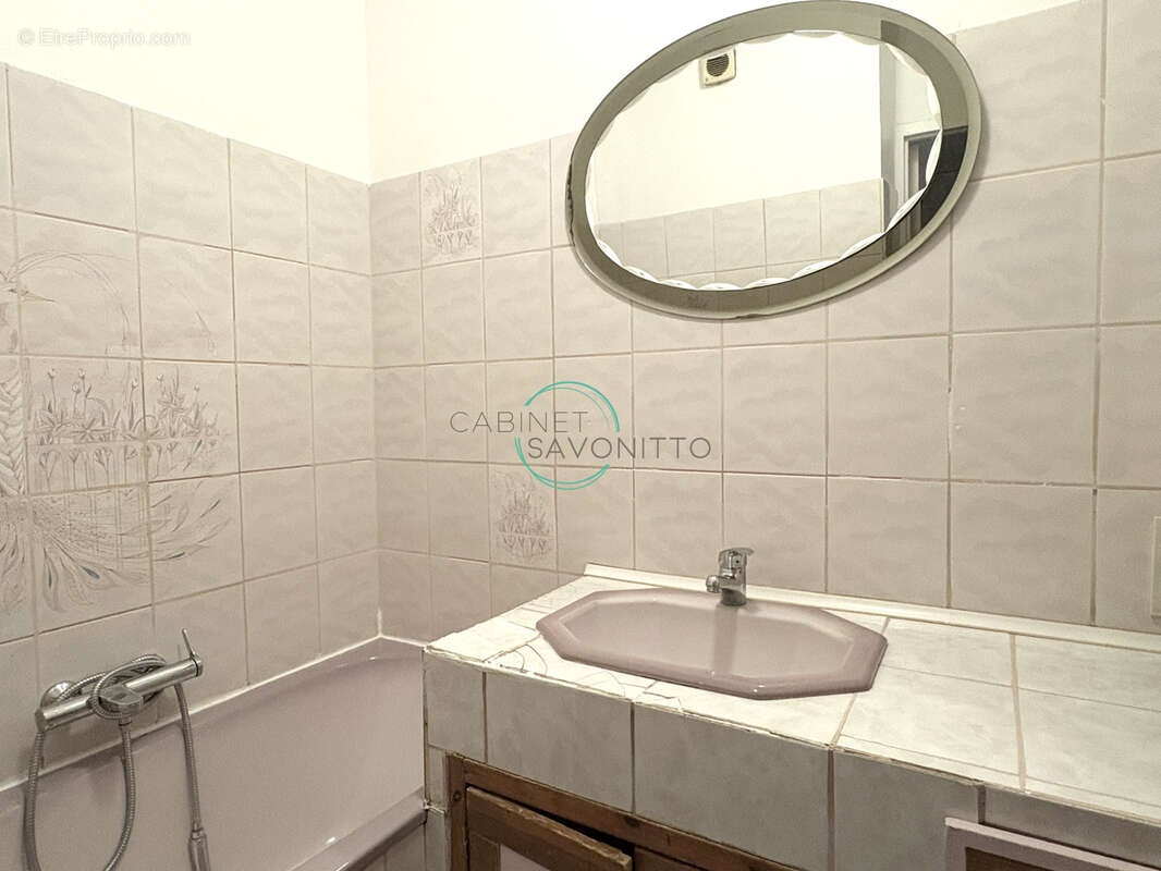 Appartement à MARSEILLE-15E