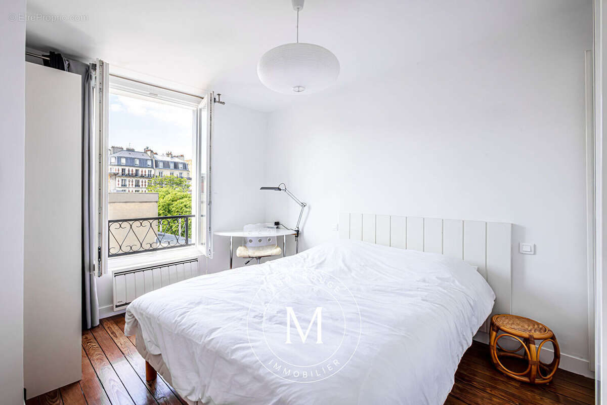Appartement à PARIS-14E