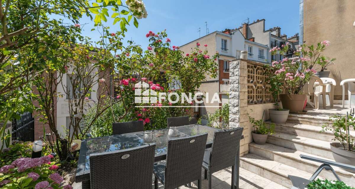 Maison à PARIS-19E