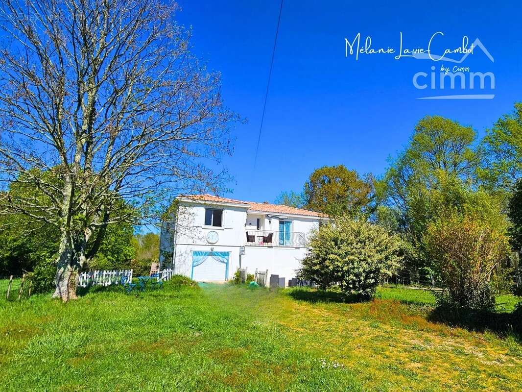 Maison à CHEPNIERS