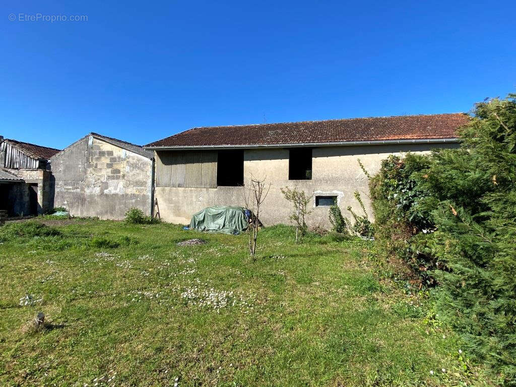 St christoly grange 170 m2 a  transformer - photo 14