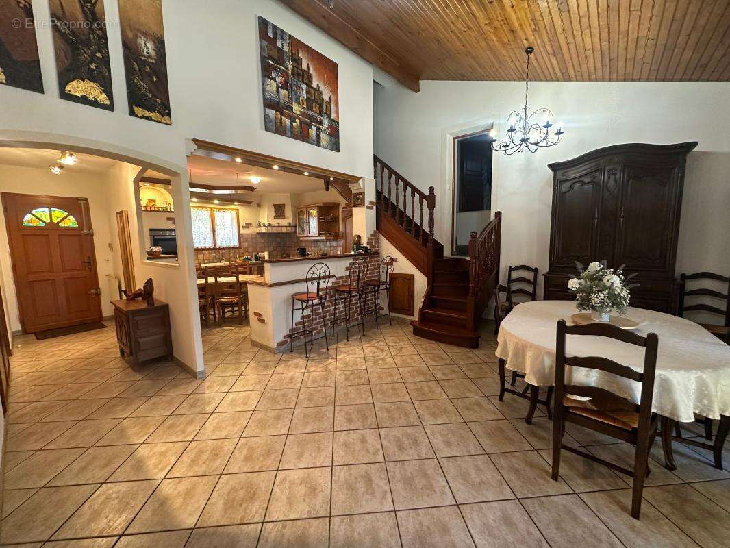 Maison à LAMASQUERE