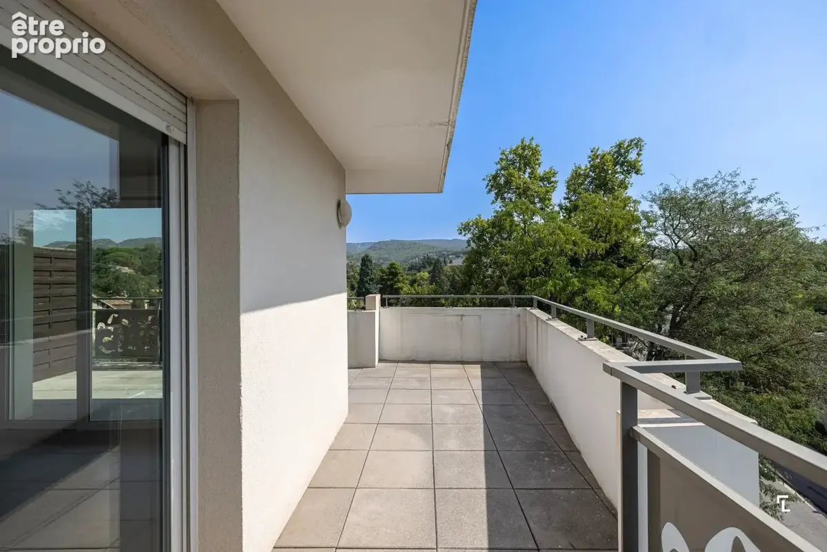 HORIZON CAMOINS - Appartement T3 de 60 m2 - Terrasse de 16 m2 - vue dégagée - Parking - 13011 Les Camoins - photo 5