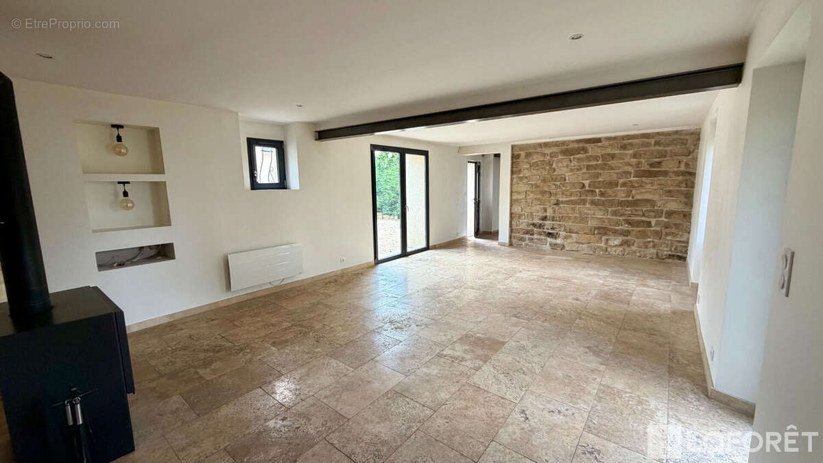 Maison à CHAMPAGNE-SUR-SEINE