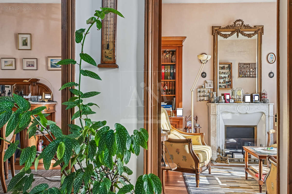 Maison à NANTERRE