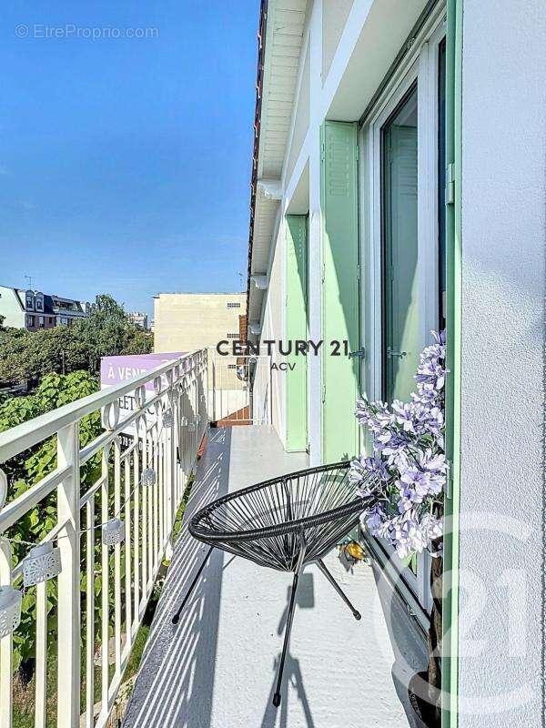 Appartement à MAISONS-ALFORT