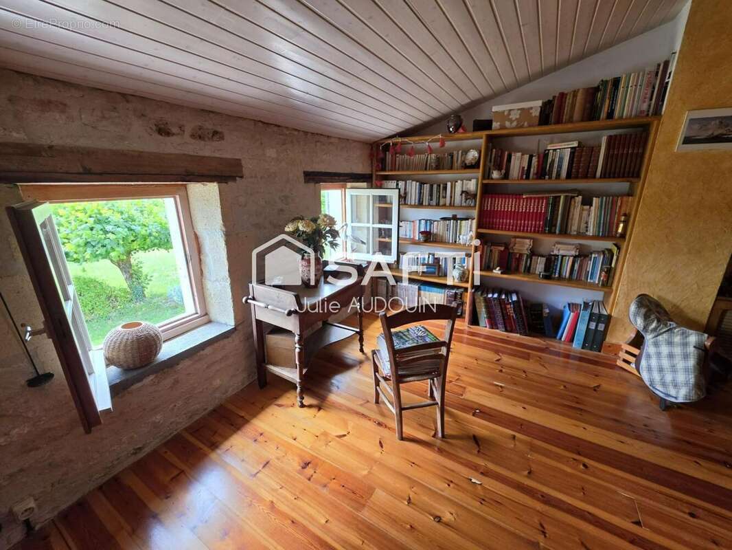 Photo 8 - Maison à THORS