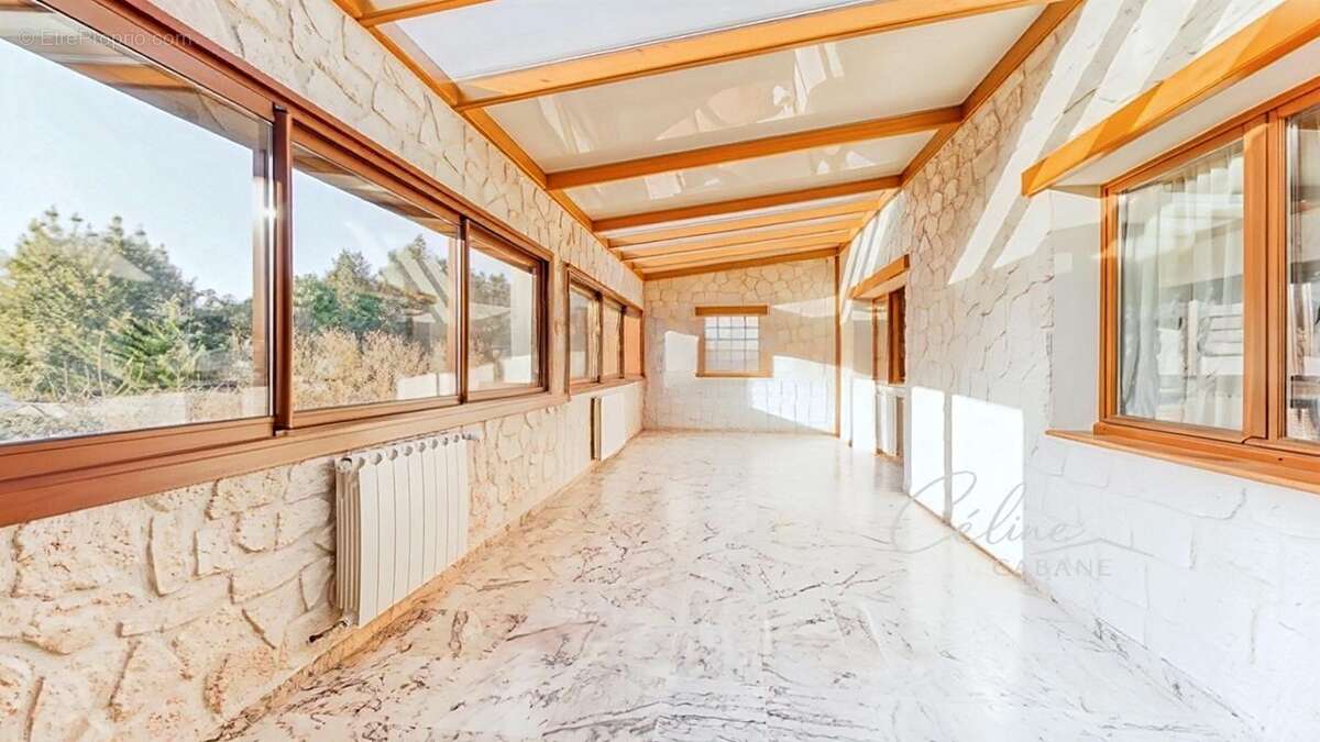 Maison 130 m² à Roissy-En-Brie  - photo 9