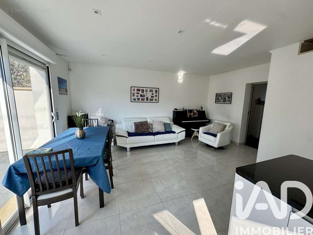 Photo 3 - Maison à MORANGIS