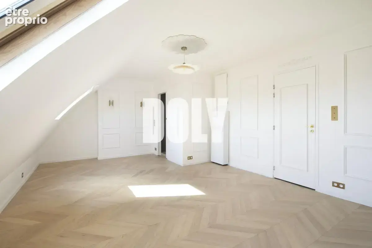 DOLY – STUDIO refait à neuf – 25 m² – Vue sur Notre-Dame , 75006 PARIS - photo 4