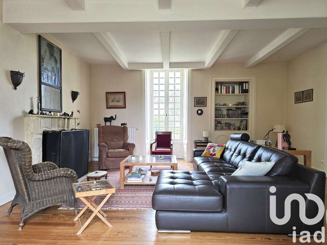 Photo 8 - Maison à CHERVES-RICHEMONT