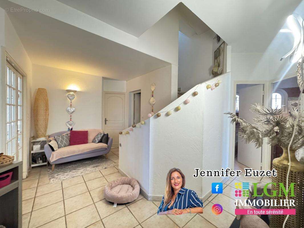 Maison à VILLENEUVE-LES-MAGUELONE