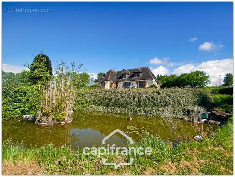 Maison à ISIGNY-LE-BUAT