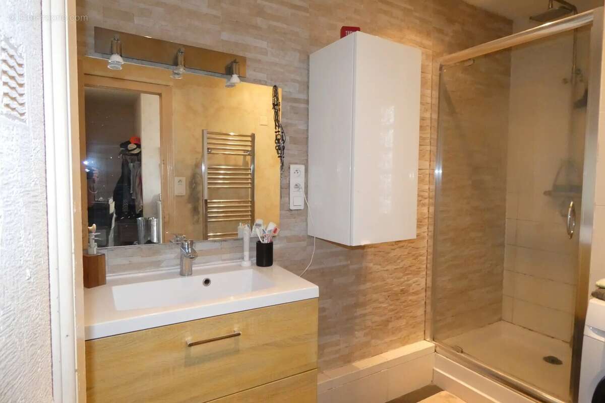 Le creusot - quartier croix menee - appartement en duplex - photo 15