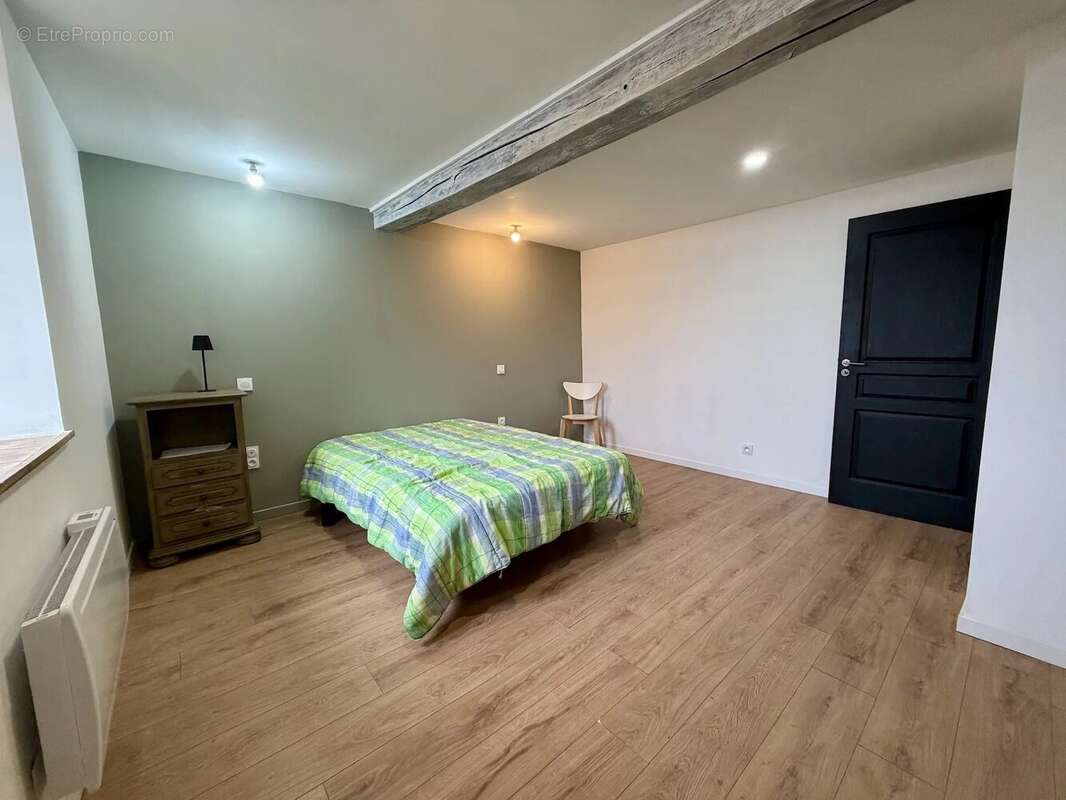 Maison à DUN-LES-PLACES