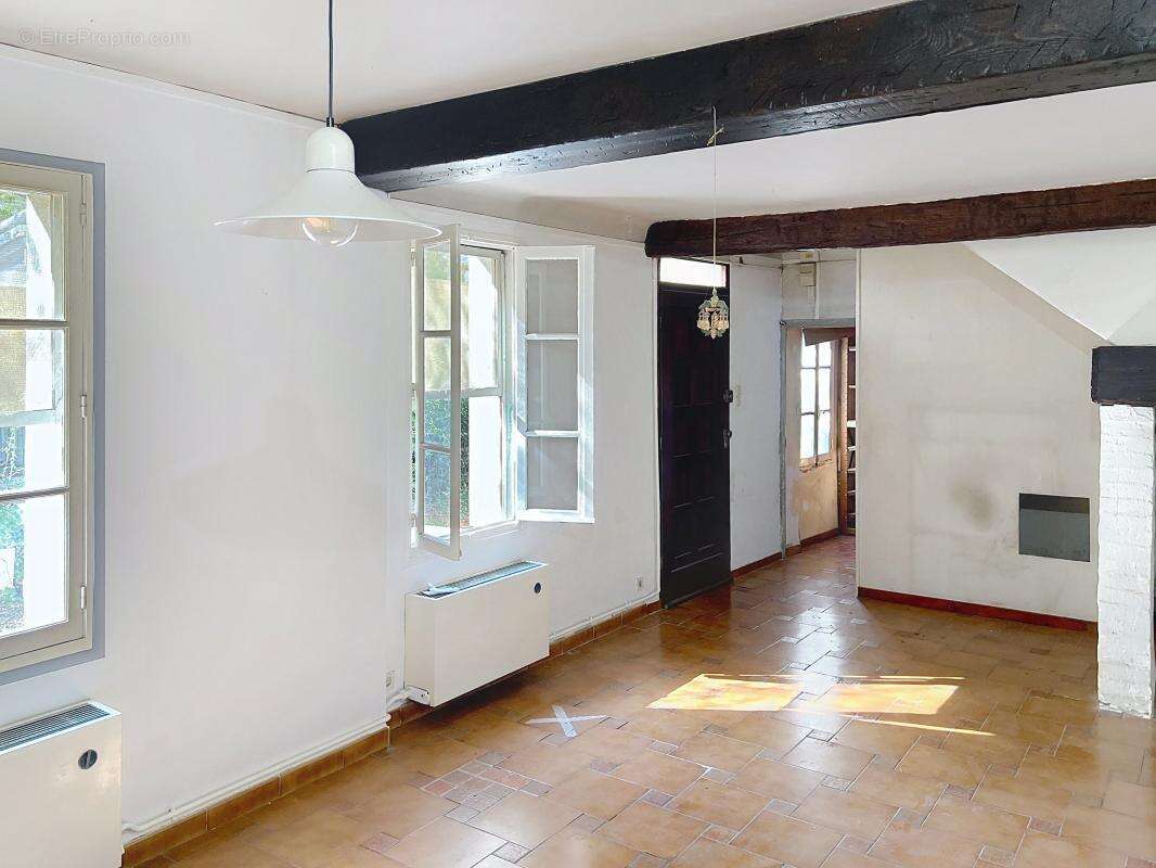 Maison à LE CANNET