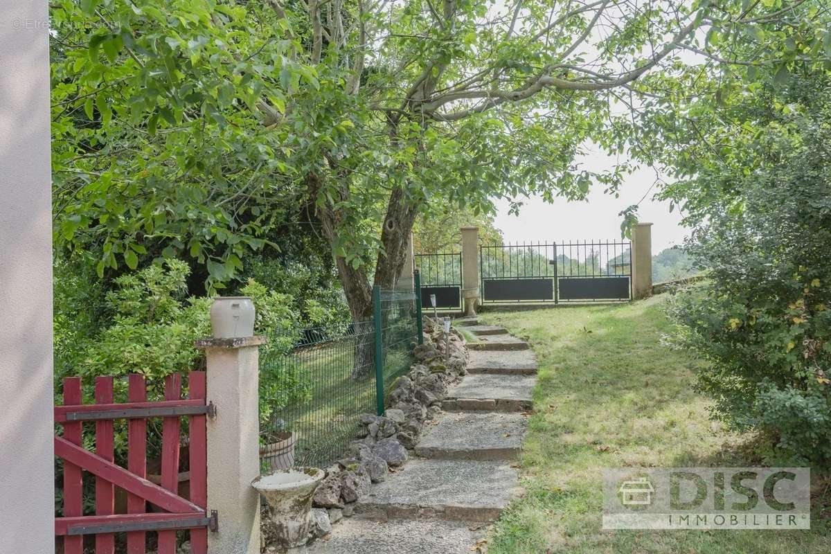 Maison à VERLHAC-TESCOU