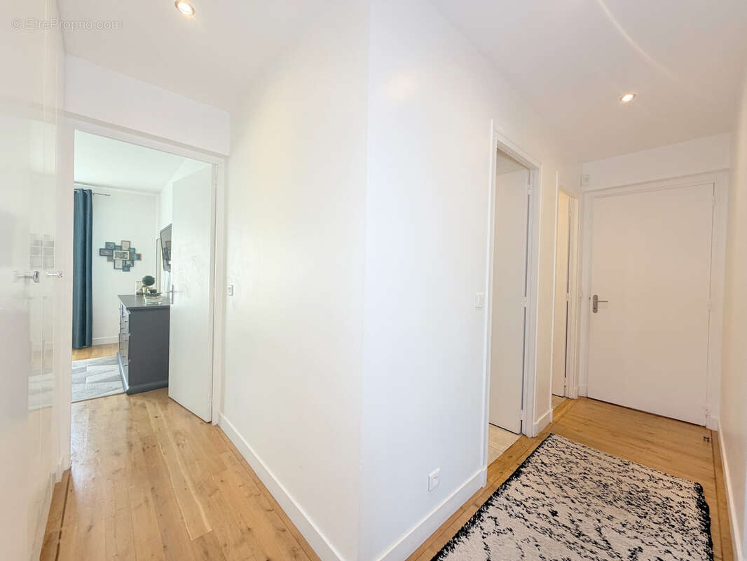 Appartement à RUEIL-MALMAISON