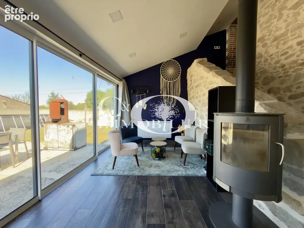 Maison en pierre rénovée avec soin de 145 m2 - photo 6