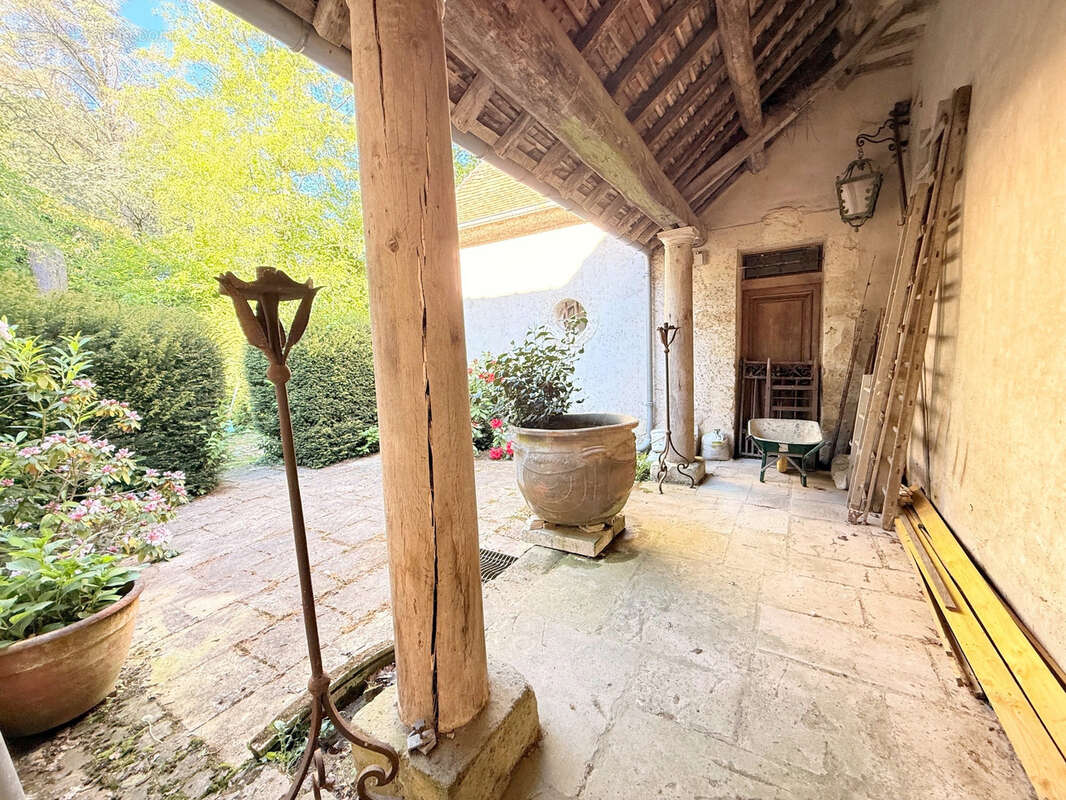 Maison à BAZAINVILLE