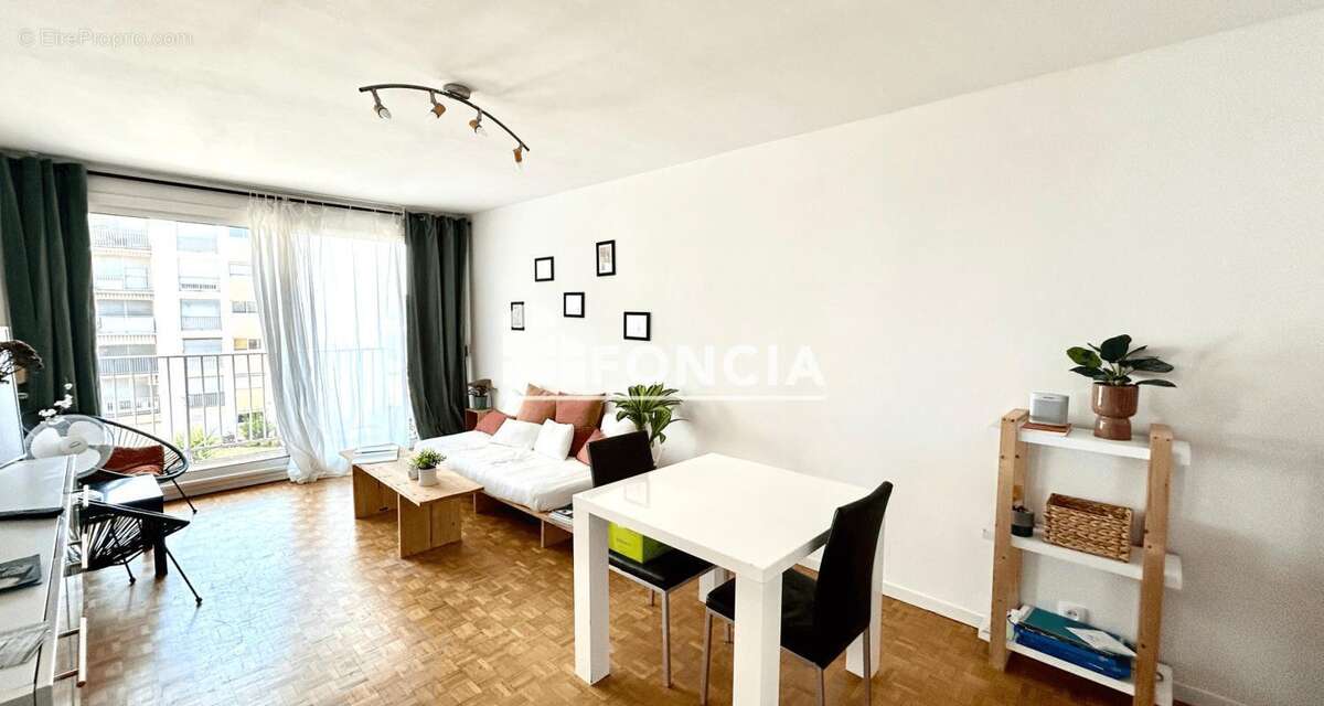 LA TERRASSE T2 41M2 VENDU LOUE 570+60 euros de charges - photo 6