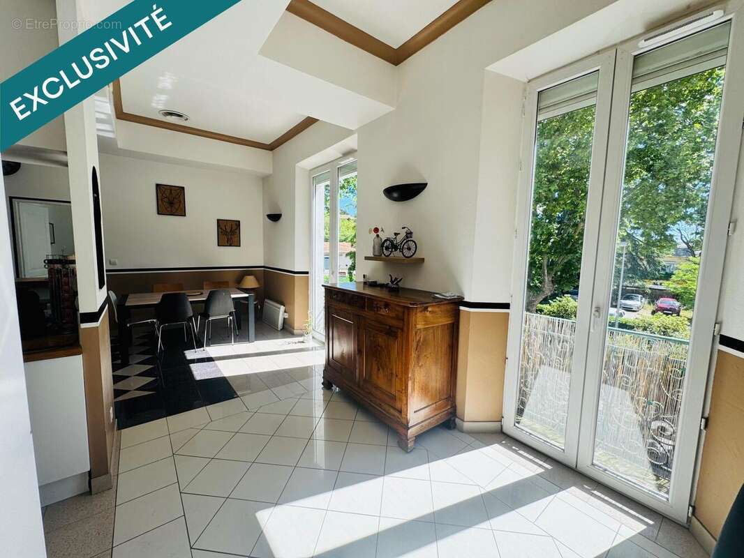 Photo 2 - Appartement à PERTUIS
