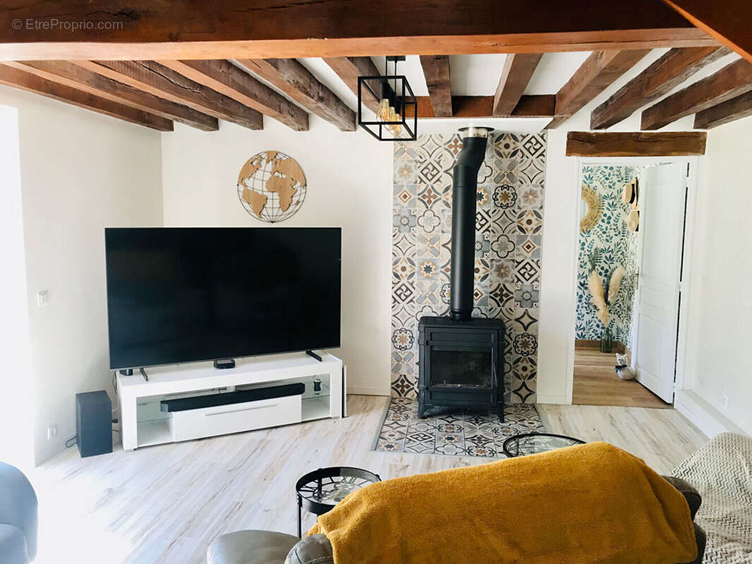 Maison à DAMPIERRE-SUR-AVRE