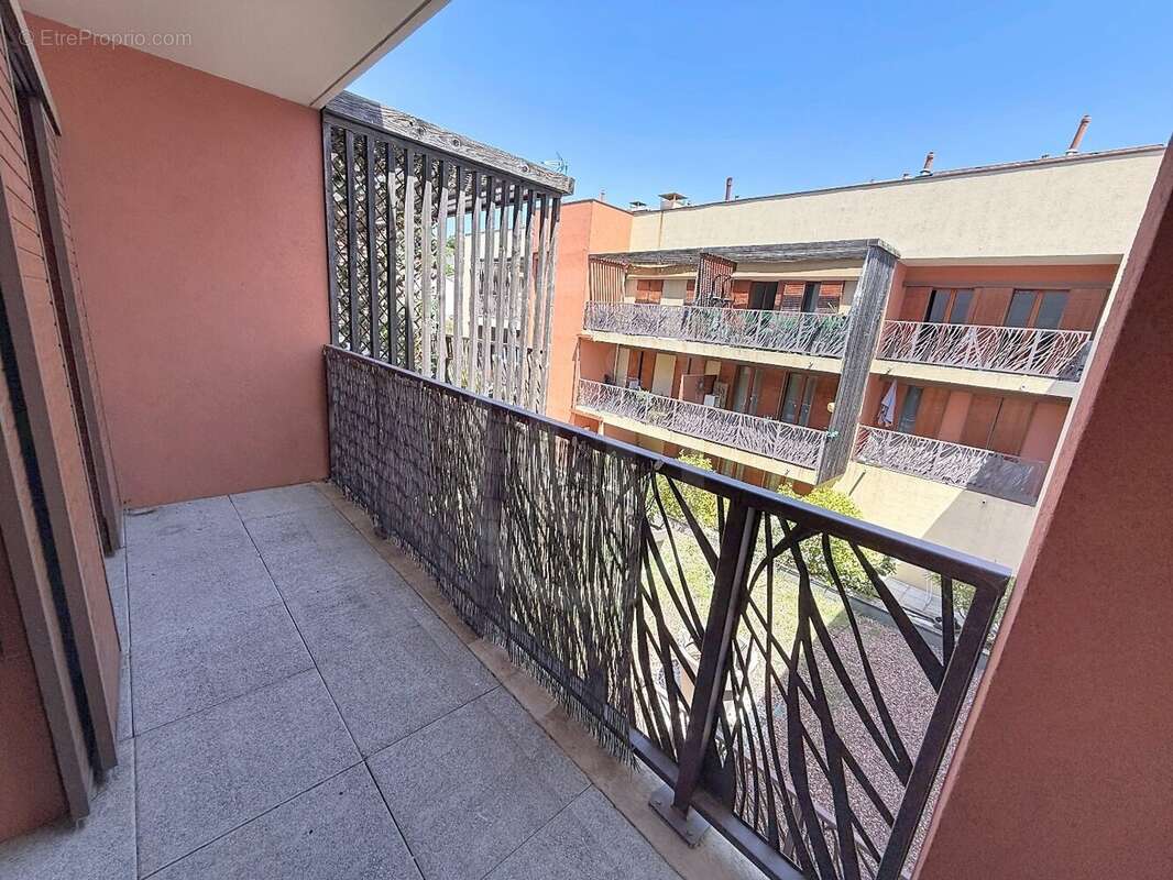 Appartement à CASTELNAU-LE-LEZ