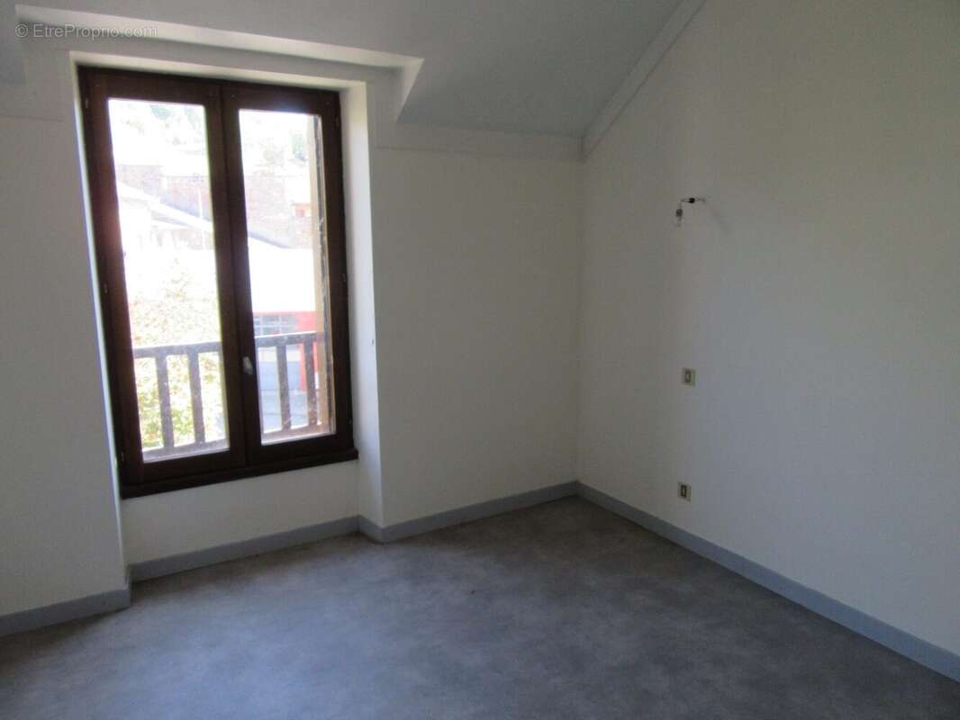 Maison à MARCILLAC-VALLON