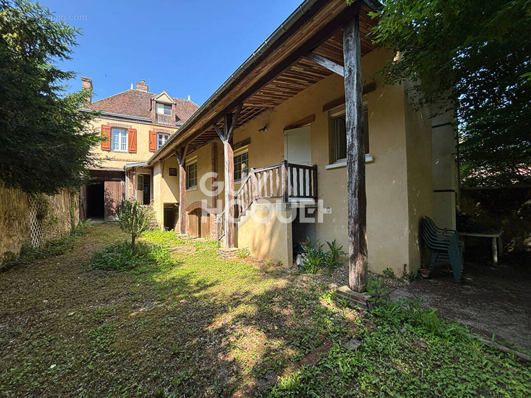 Maison à MAILLEBOIS
