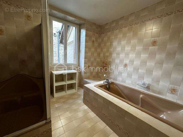 Maison 198 m2 - 8 pièces - photo 13