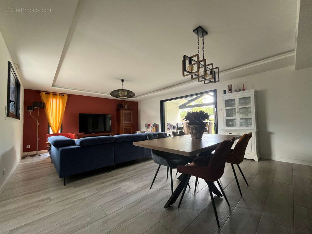 Maison à SAINT-JEAN-D&#039;ILLAC