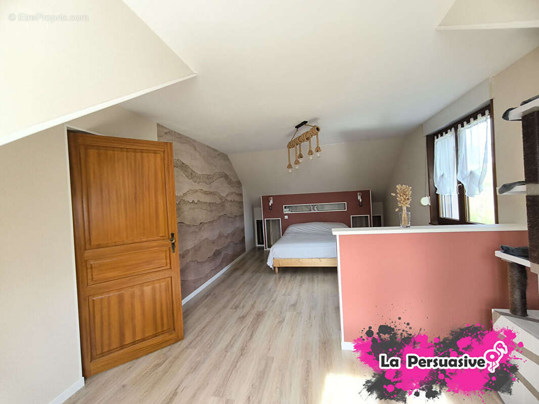 Maison à FOUGEROLLES