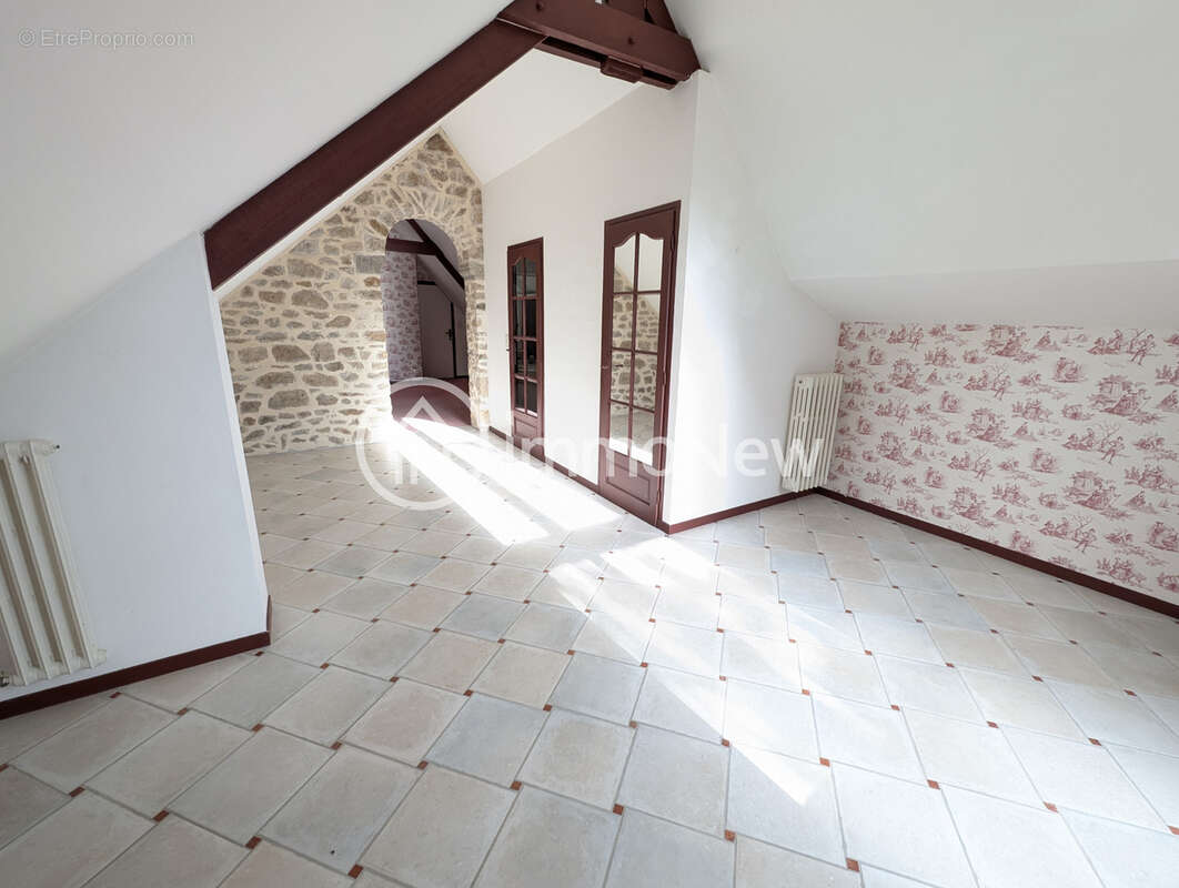 Propriéte de 202 M2 sur un terrain constructible de 1565 m2 - photo 20