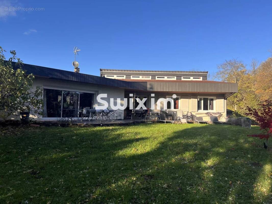 Maison à BLETTERANS