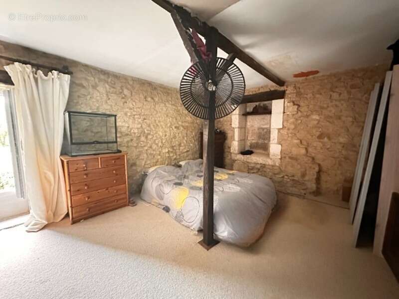 Maison à SAINT-GERMAIN-DE-MONTBRON