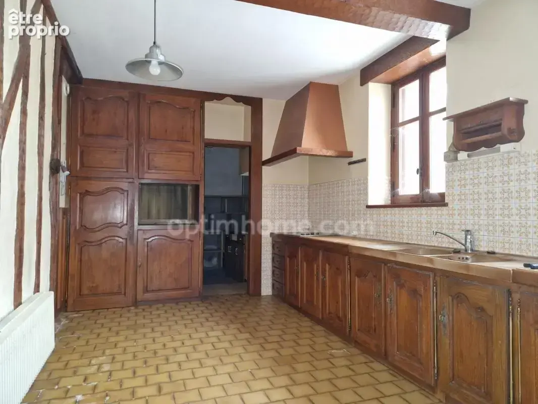 Maison de 220m² à MONNAIE (37), jusqu'à 7 chambres, possibilité de partie locative ou cabinet professionnel - photo 4