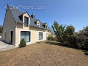 Maison à HENANBIHEN