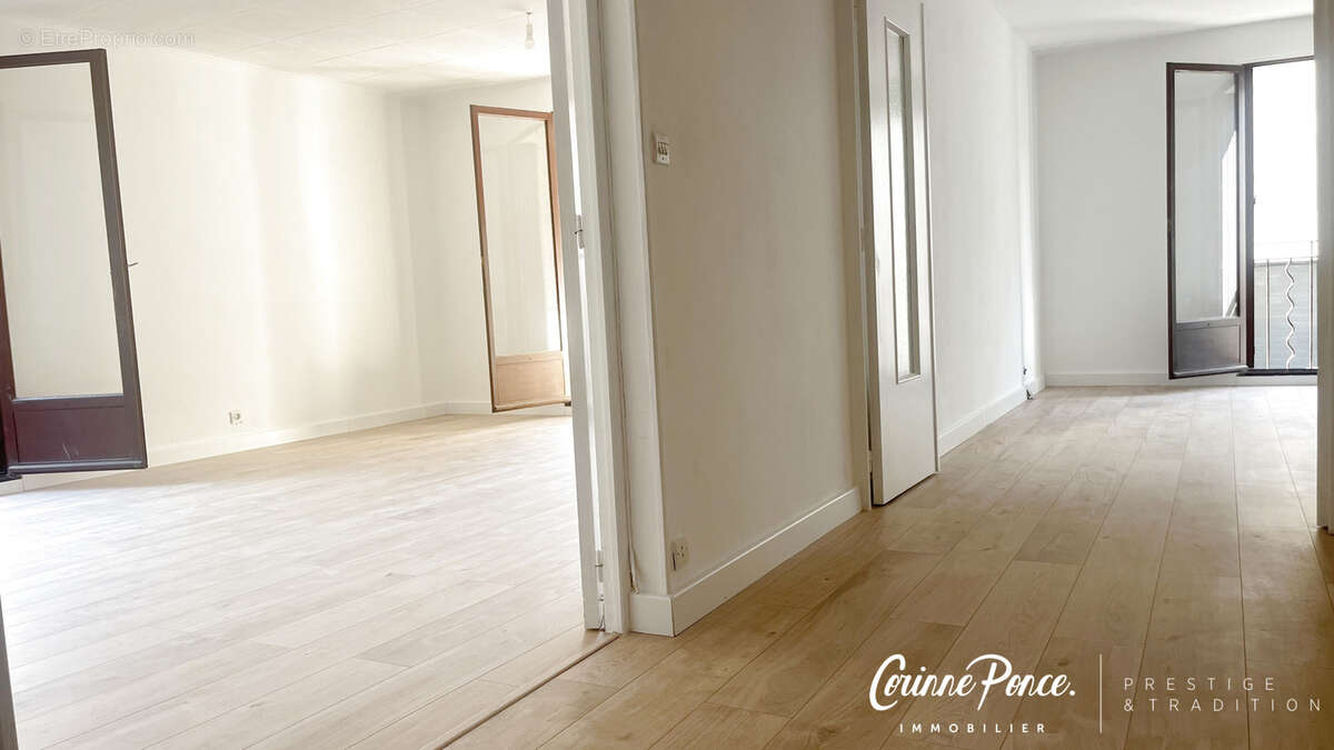 Appartement à NIMES