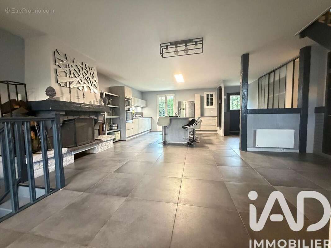 Photo 4 - Maison à MORANGIS