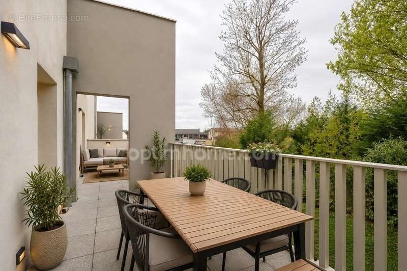 Appartement à CRAPONNE