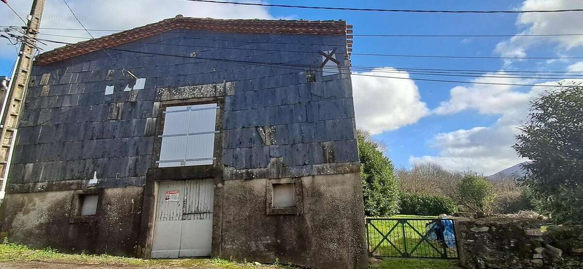 Photo 5 - Appartement à BOUT-DU-PONT-DE-LARN