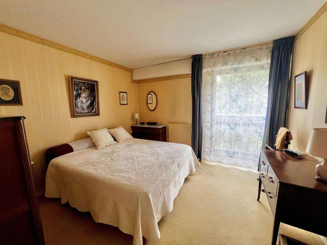 Appartement à LE CHESNAY