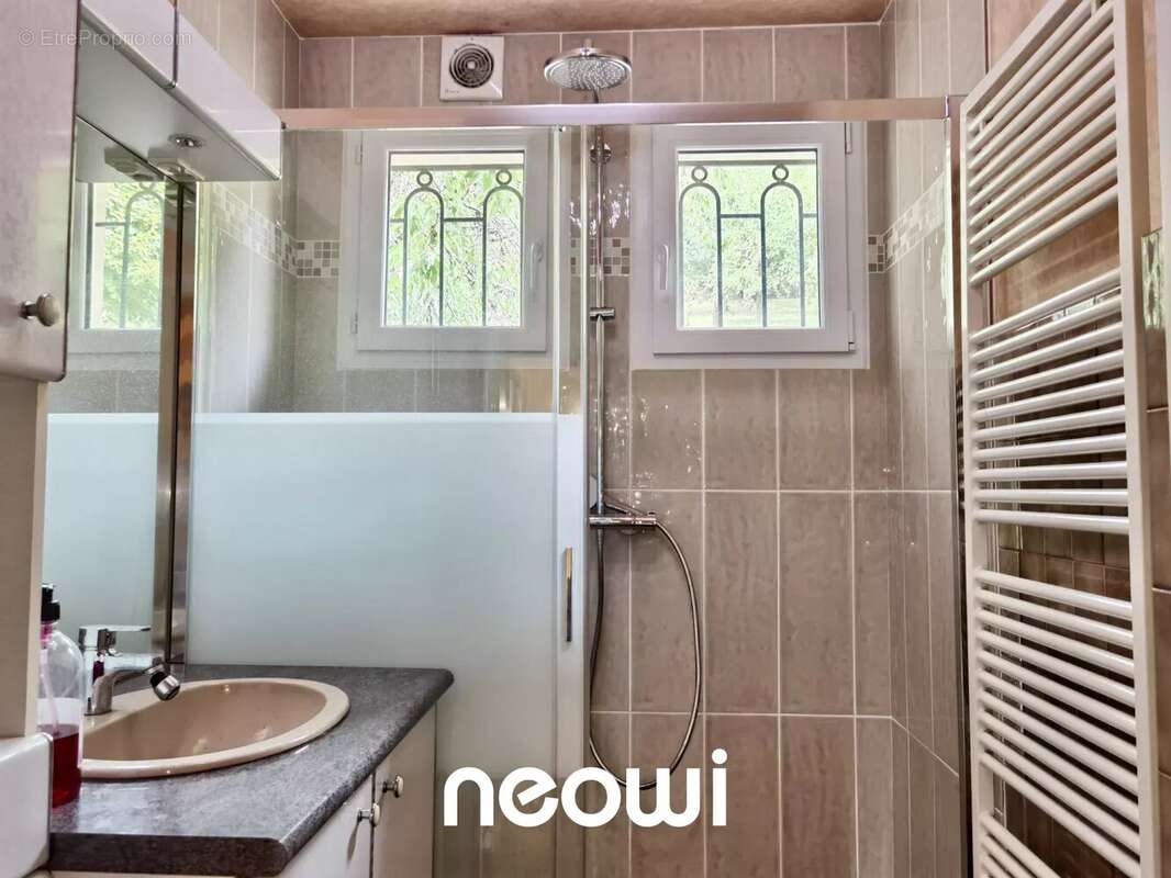 Maison à ARPAJON-SUR-CERE