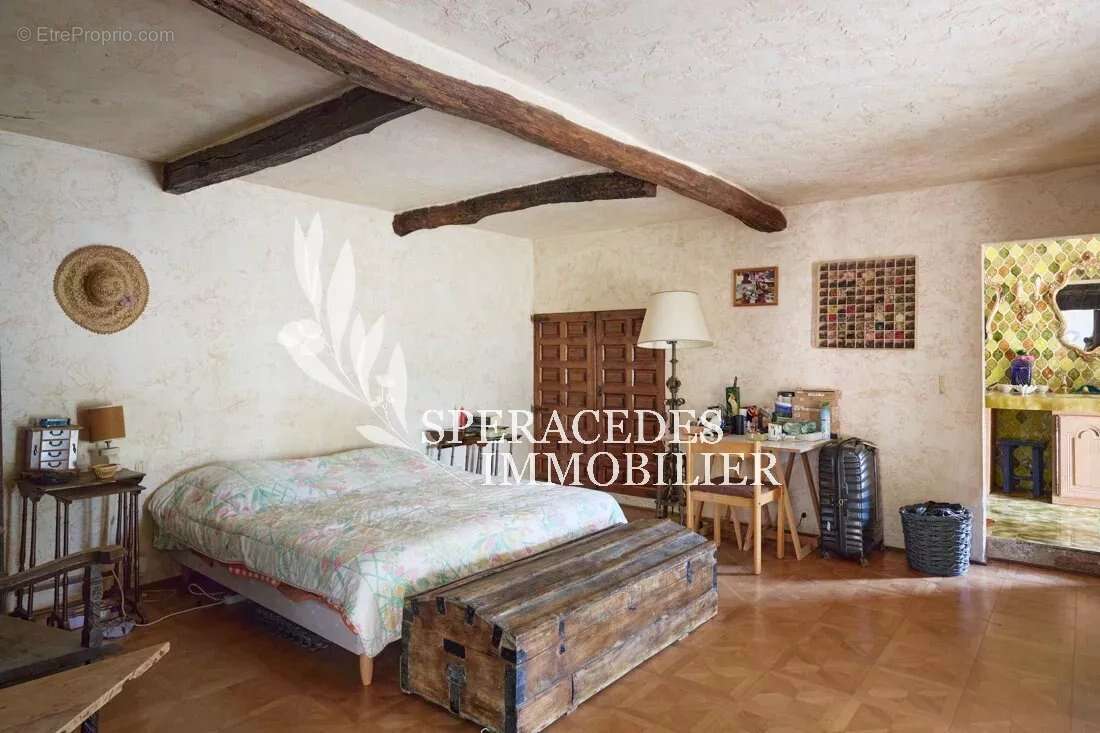 Maison à SAINT-VALLIER-DE-THIEY