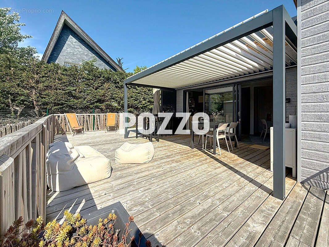 Maison à JULLOUVILLE