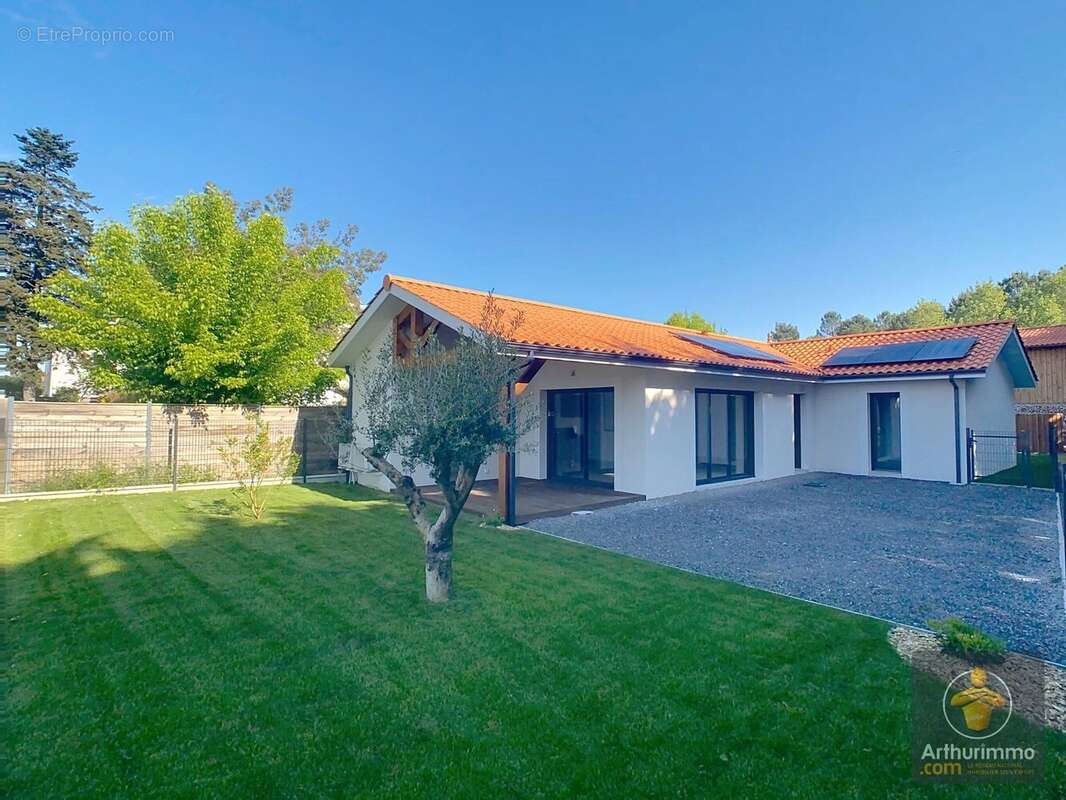 Maison à PONTENX-LES-FORGES