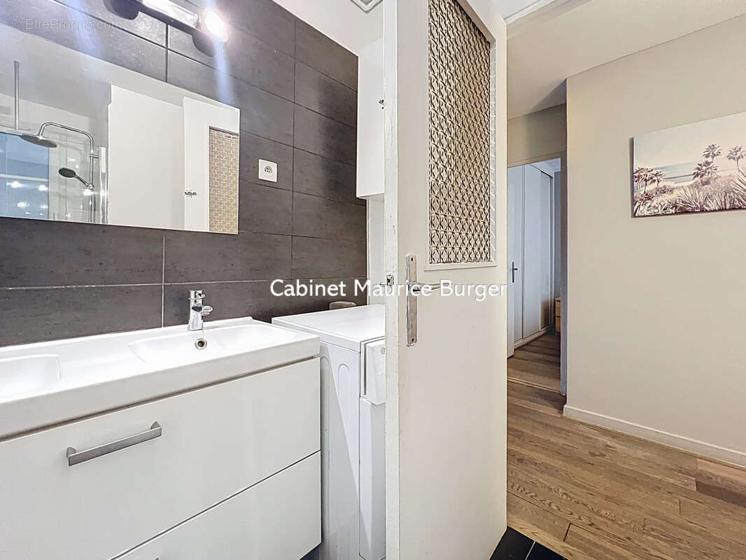 Appartement à PARIS-9E